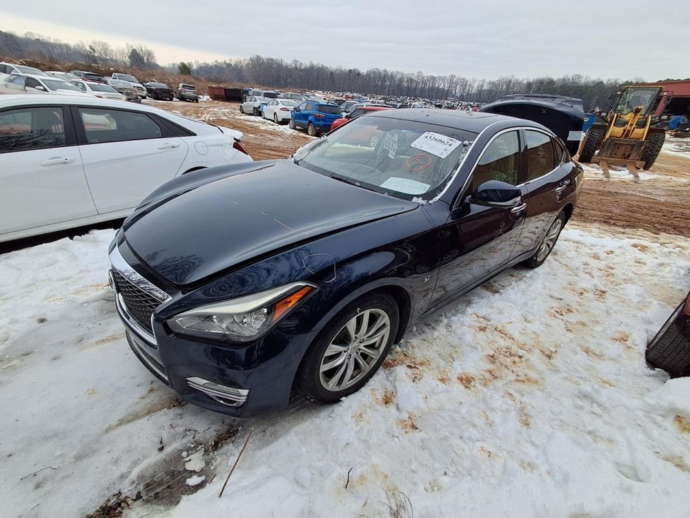 Q70       2015 Glove Box 4954329