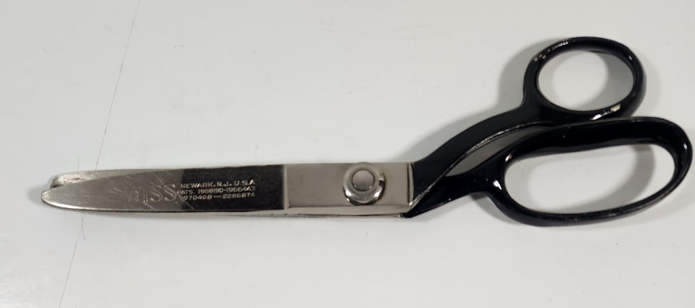 Vintage Wiss Pinking Shears Model C in Original Box