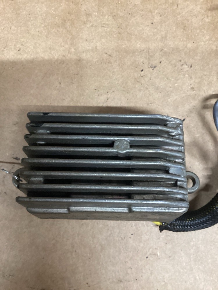 Johnson Evinrude RECTIFIER & REGULATOR ASSY 0585001 OUTBOARD