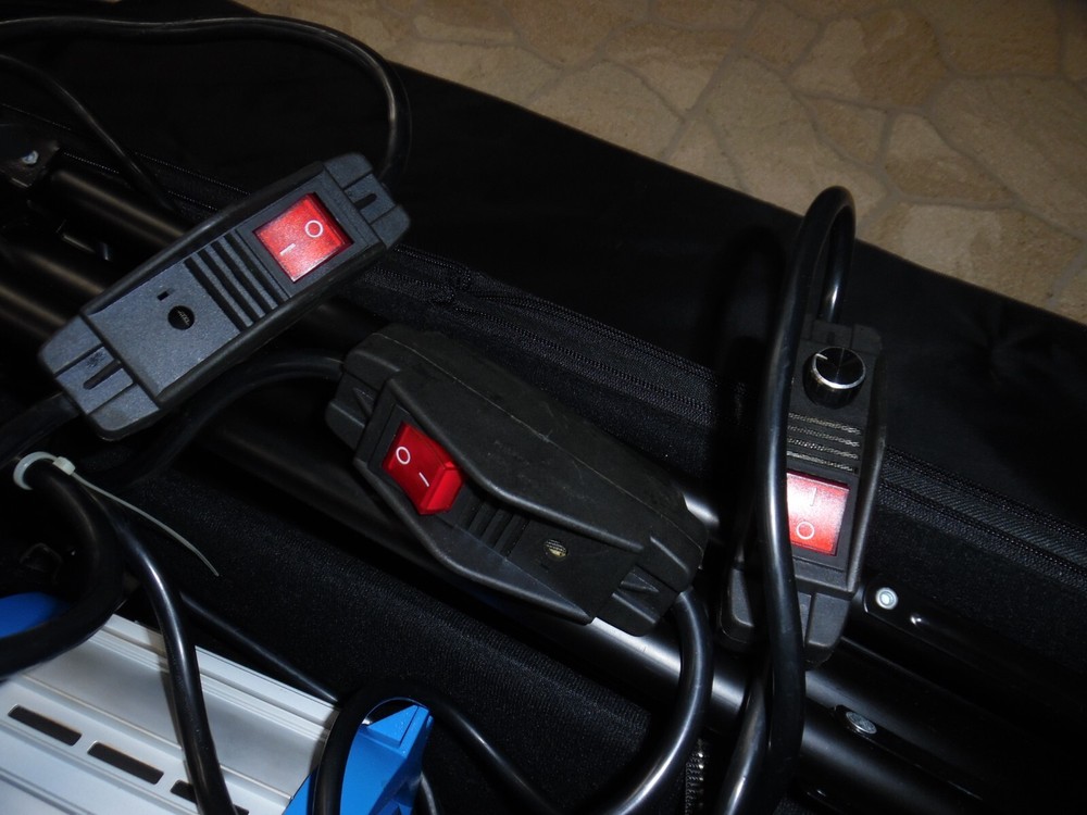 Used Helios 300 650 3-Point Lighting Kit