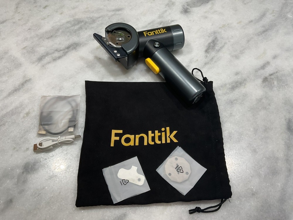 Fanttik Electric Rechargeable Scissors