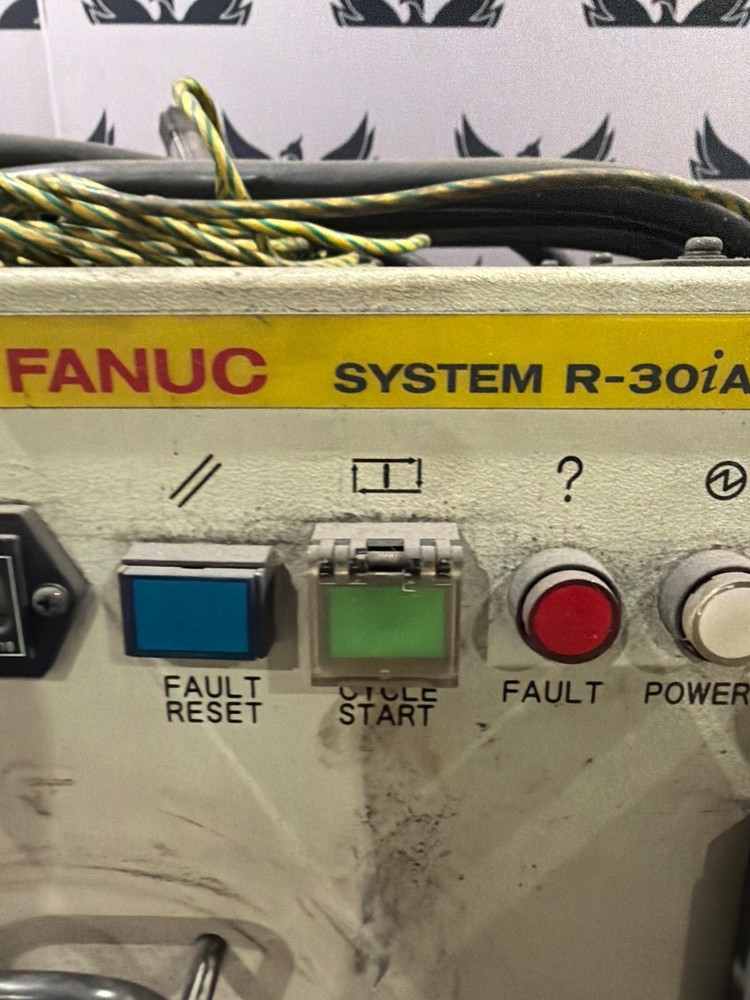 FANUC ArcMate 120iC Robot w/ R‑30iA Controller USED