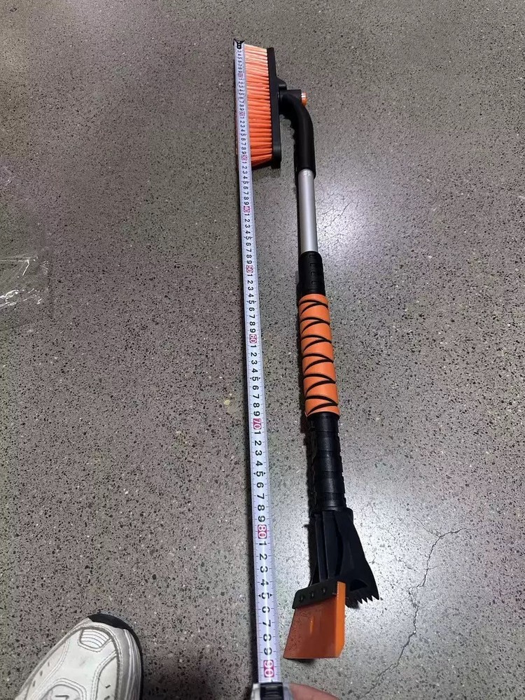 35.4“360°Rotating Extendable Snow Brush and Ice Scraper, Telescoping Ice Scraper
