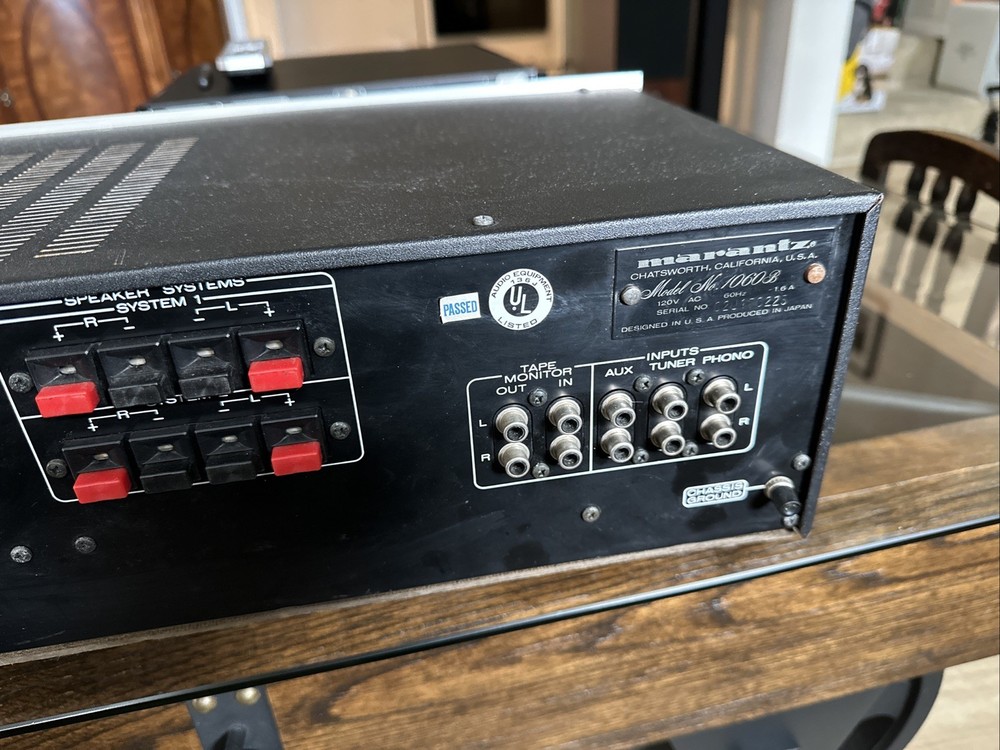 Marantz 1060B Integrated Stereo Amplifier