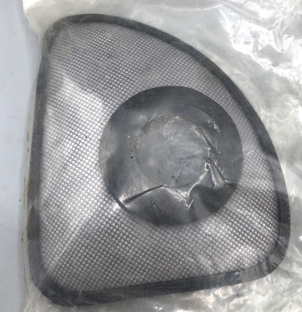 M17 Gas Mask Filter Set. NOS.