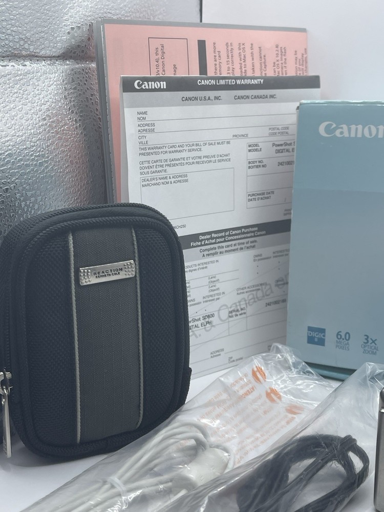 Canon PowerShot SD600 Digital ELPH 6MP Camera w/Battery Tested