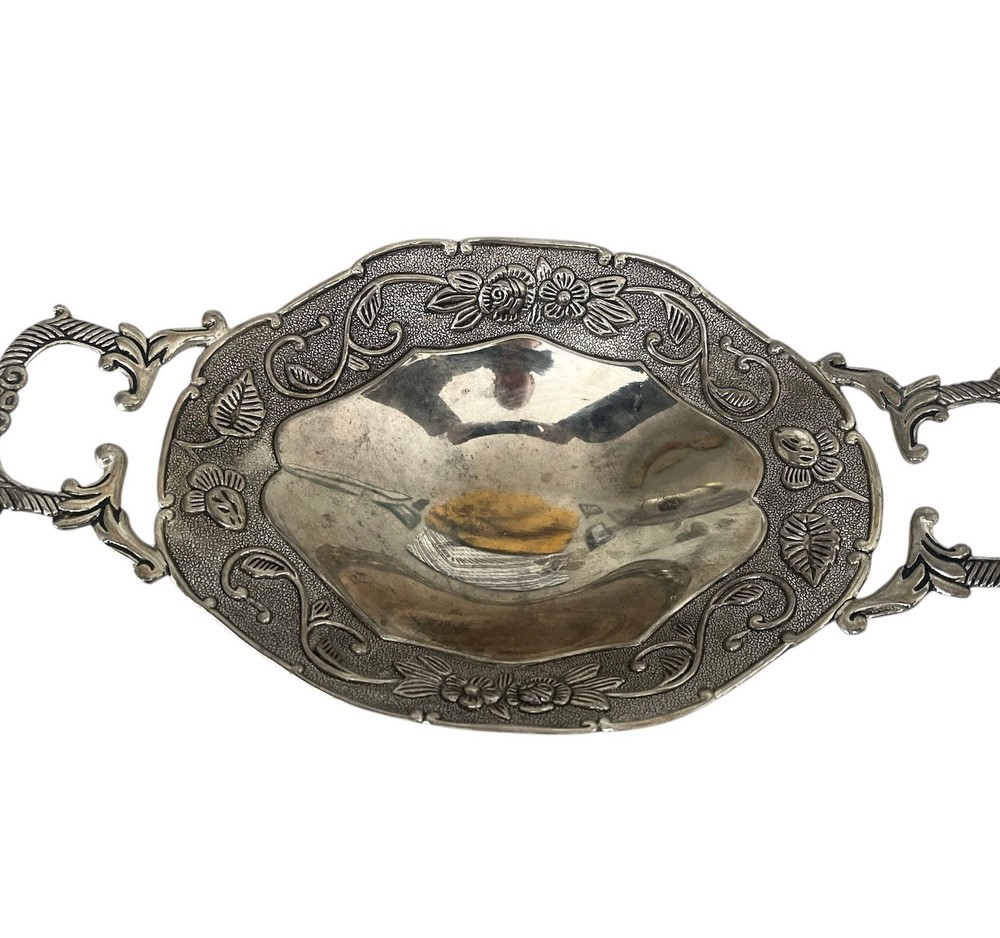 Studio Silversmiths Silver Plated Floral Footed Oblong Candy Trinket Dish