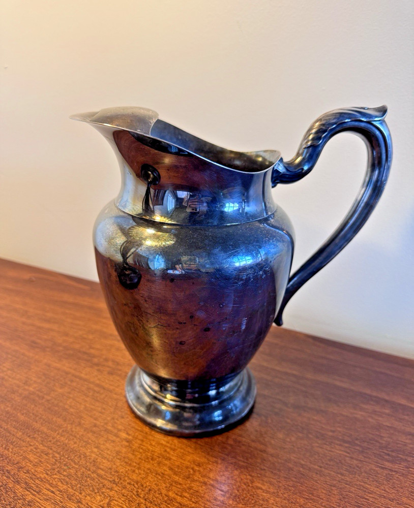 WM A Rogers Water Pitcher With Ice Lip