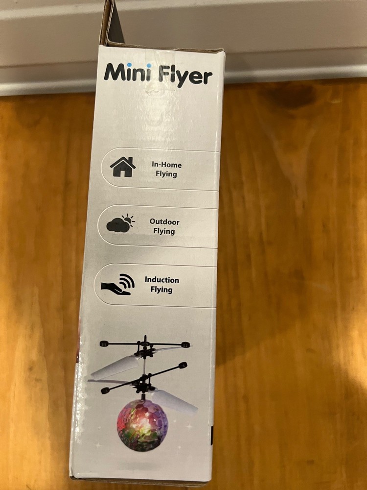 MINI FLYER INDUCTION FLYING DRONE RTF USB CHARGE MULTI COLOR MOTION CONTROL TOY