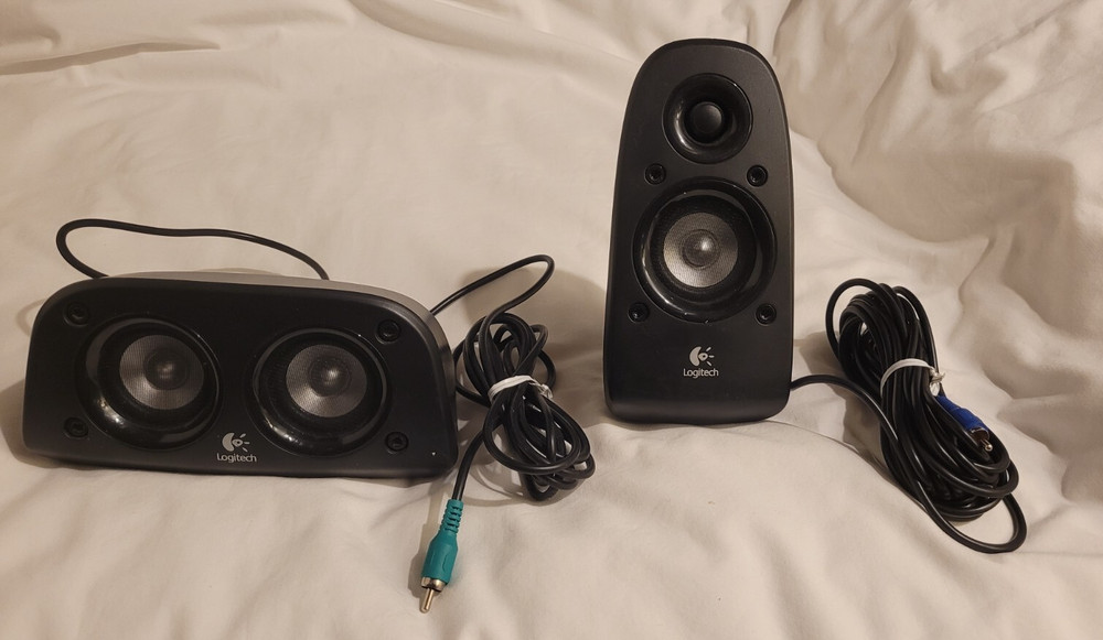Logitech Z506 - 2 Replacement Speakers, Center Green & Blue Connector Untested