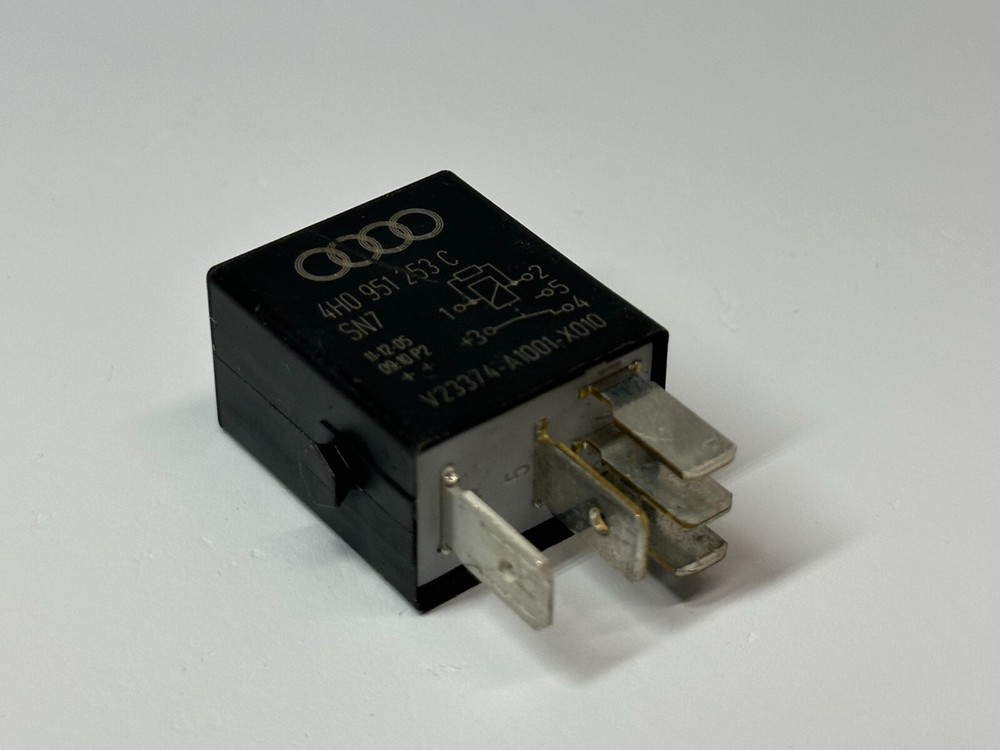 MULTIFUNCTION RELAY # 646 - AUDI VW PORSCHE