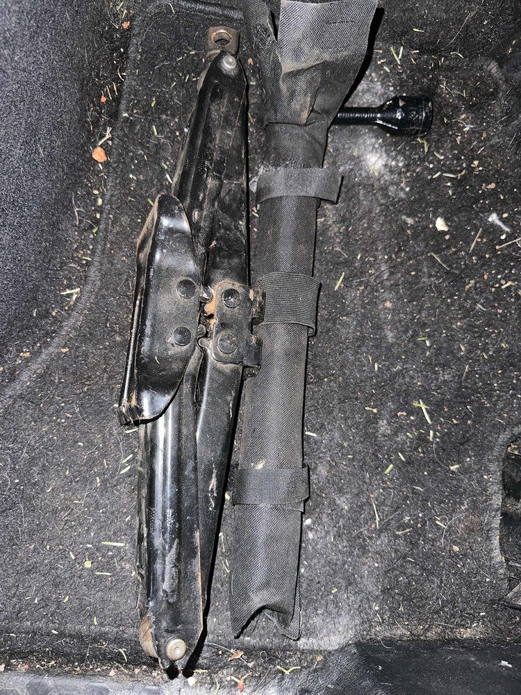 06-25 DODGE PICKUP 1500 Jack Assembly W/ TOOLS
