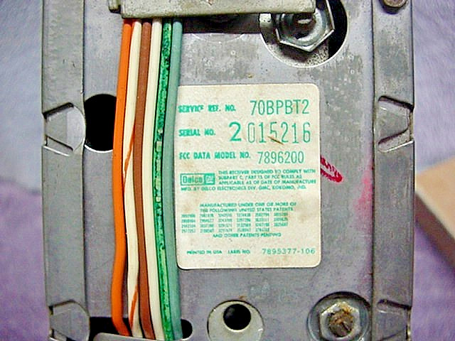 1973 - 1977 GM AM 8 Track Radio - Plays - Model 70BPBT2