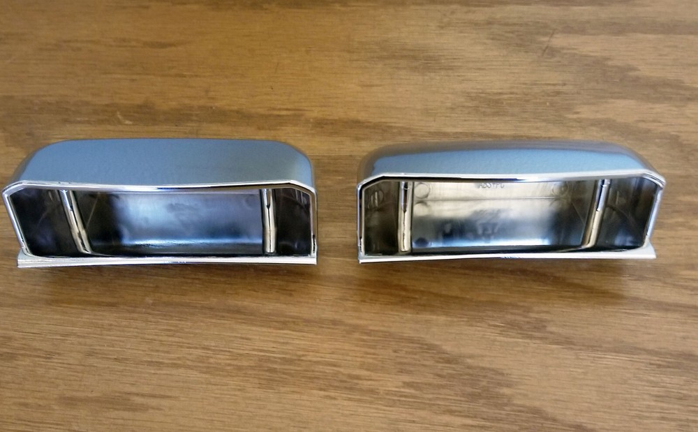 Breadman Bread Maker TR-2700 - 2 SIDE HANDLES (2) Replacement Part