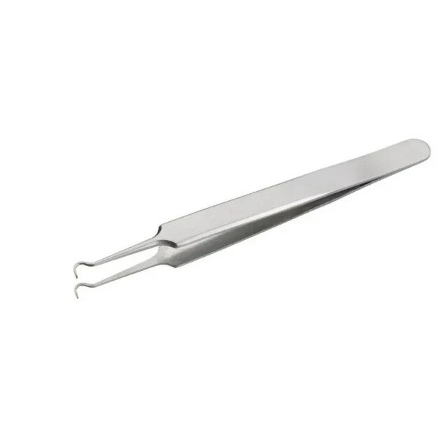 Japonesque Blemish Extractor precision curved head with pointed tips