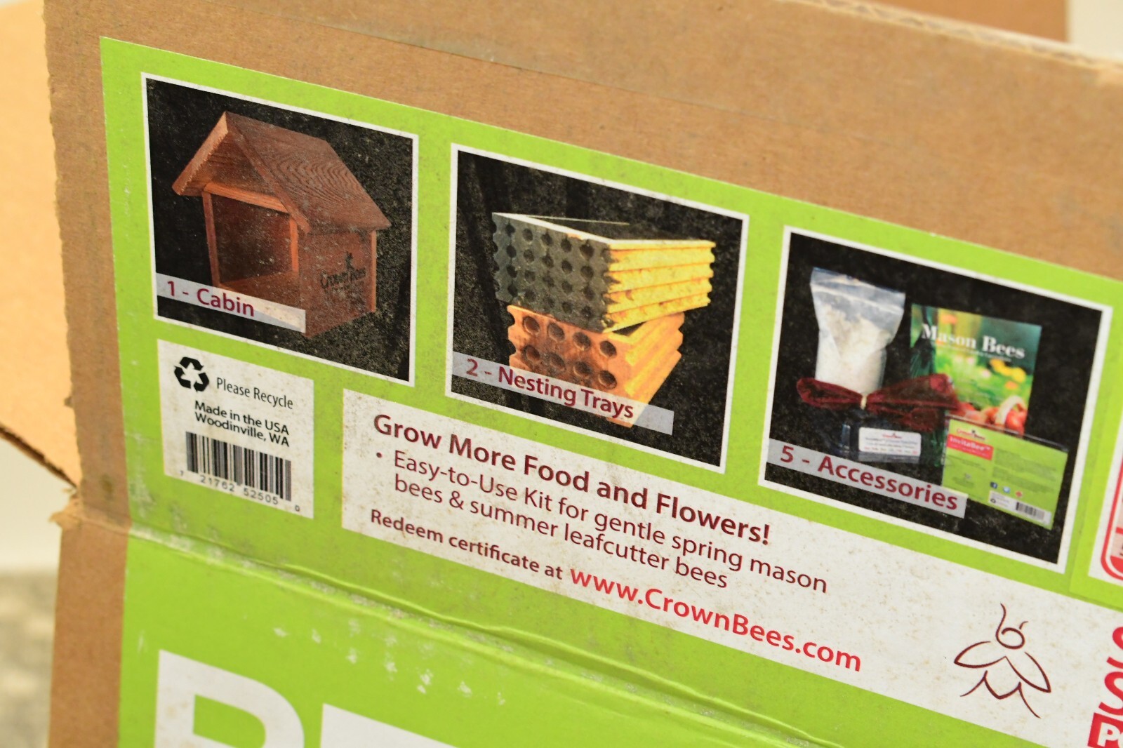 Crown Bees Bee Works Cabin Mason Bee House Kit Hotel w/ Bees for Order