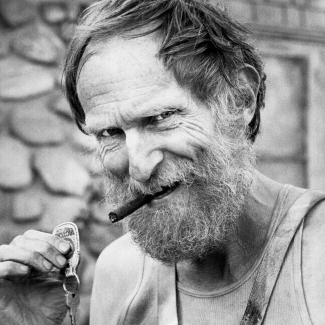 VICTOR KEYCHAIN 1958 PLYMOUTH FURY CHRISTINE STEPHEN KING MOVIE V KEY CHAIN 58