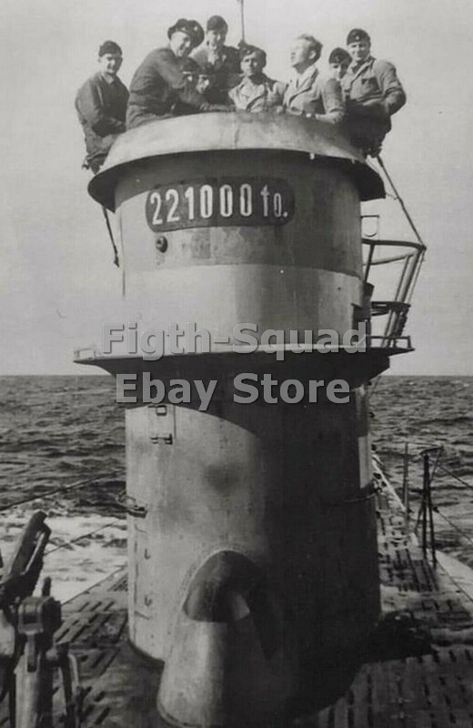 WW2 Picture Photo German submarine crew 6021