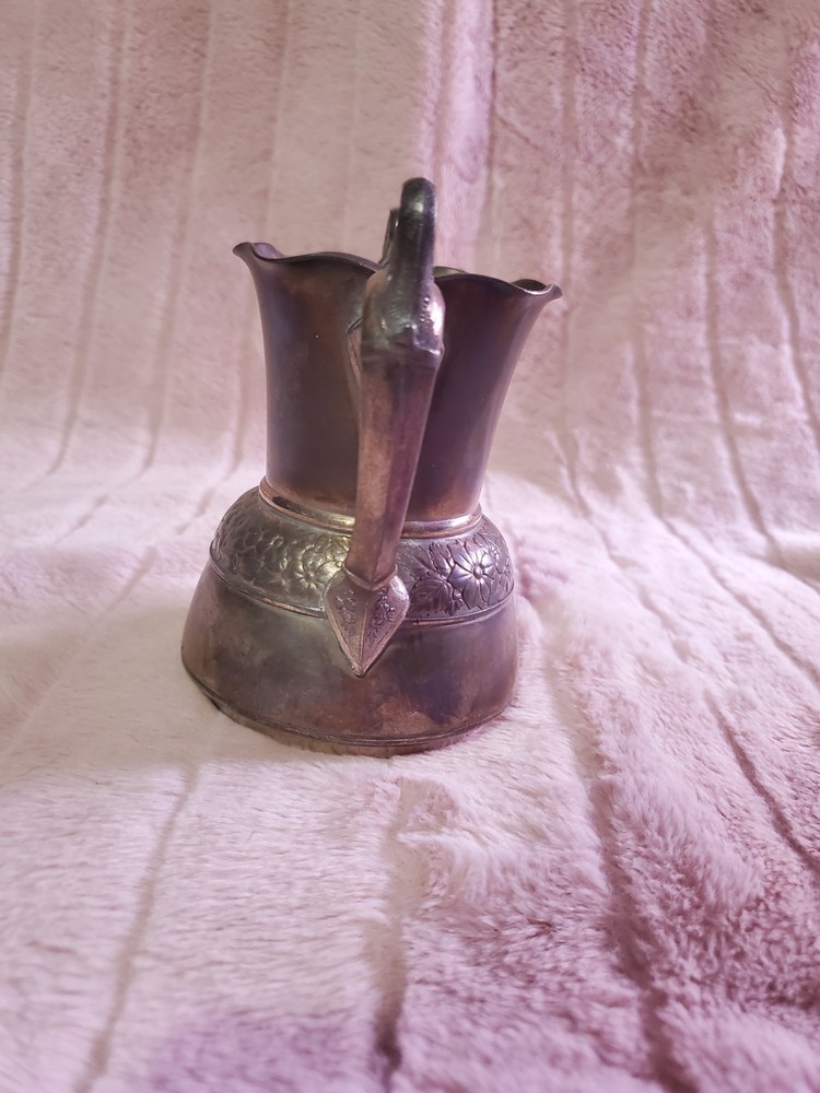 Antique hartford sugar bowl