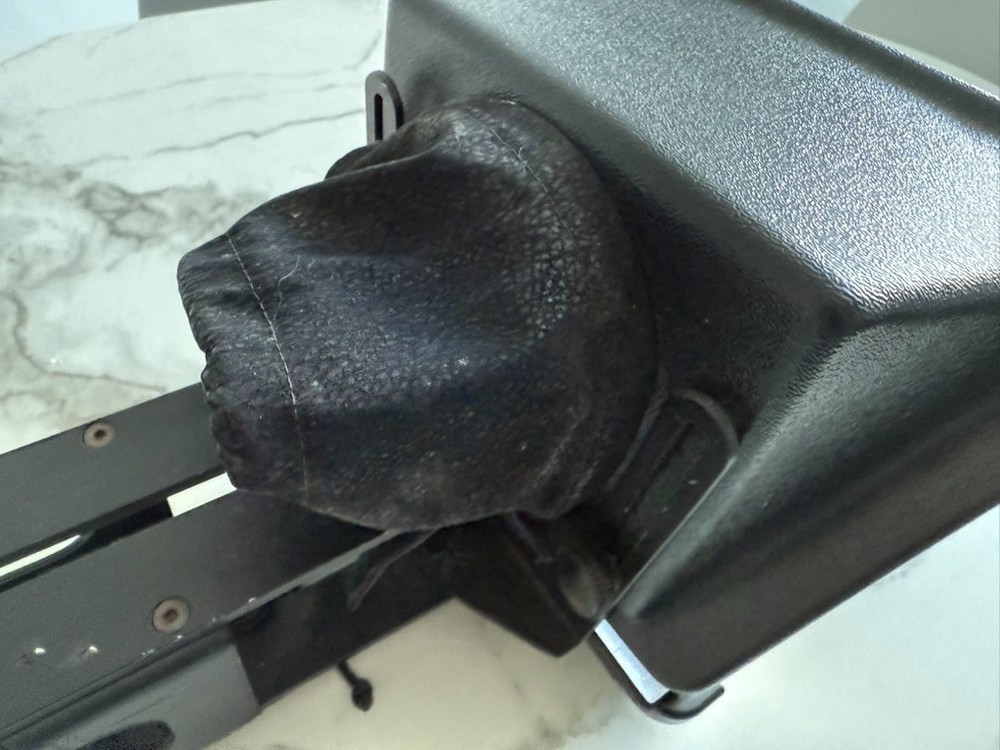 RAM EZ ROLL'R Ipad Teleprompter Tripod/Camera Mount
