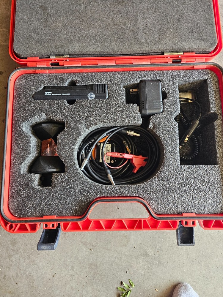 Leica RCS1100 Data Collector Kit