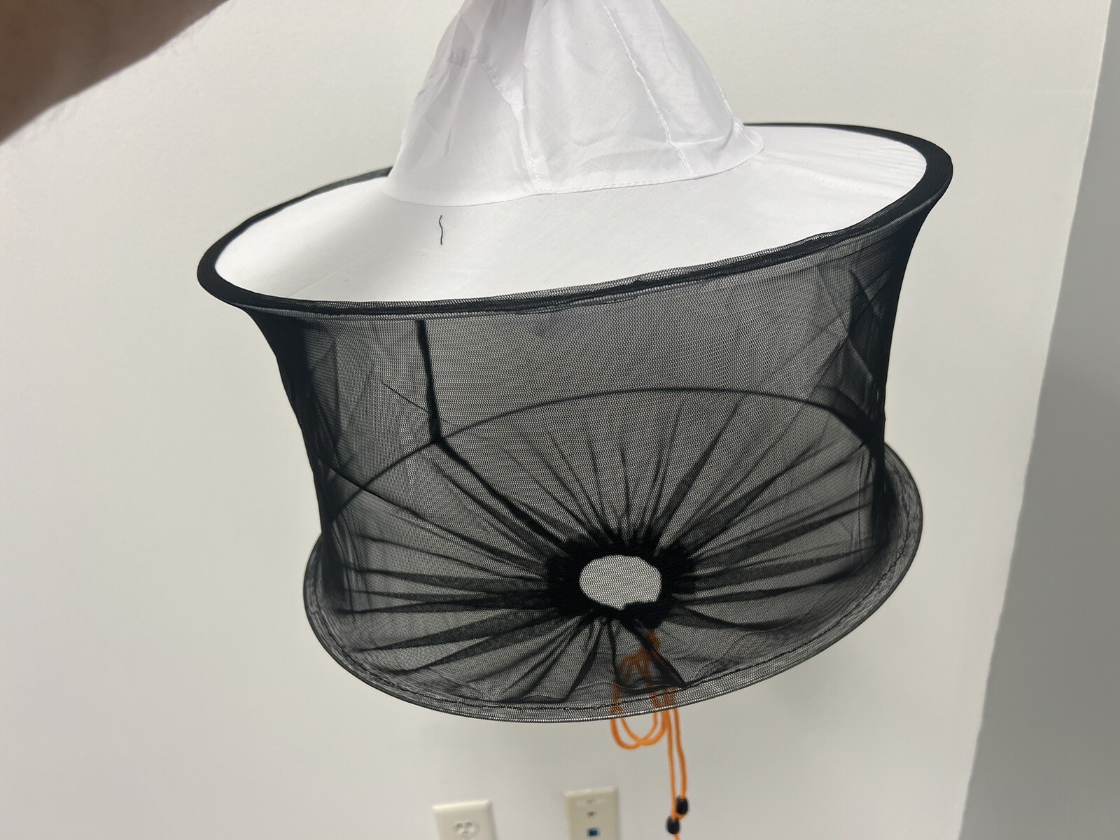 2 Pcs Beekeeper Hat with bee veil, Beekeeping protective Hats with Bee Veil,