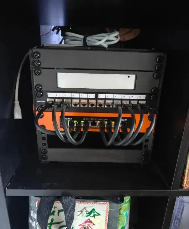 10" Rack Mount for Netgear GS308