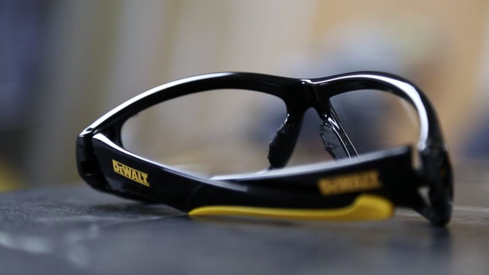 DeWalt DPG94-9C Dominator Safety Glasses, Indoor/Outdoor Lens