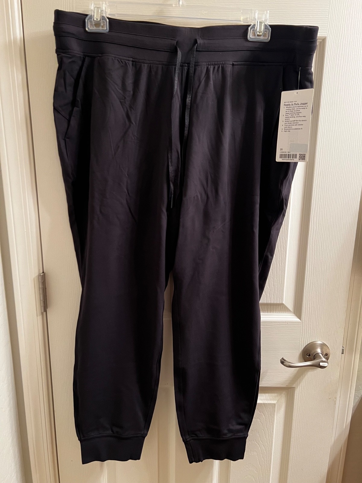Lululemon Ready to Rulu Black Jogger 20