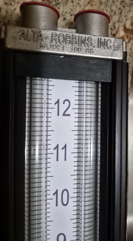Alta-Robbins, Inc MODEL 100 SS MANOMETER