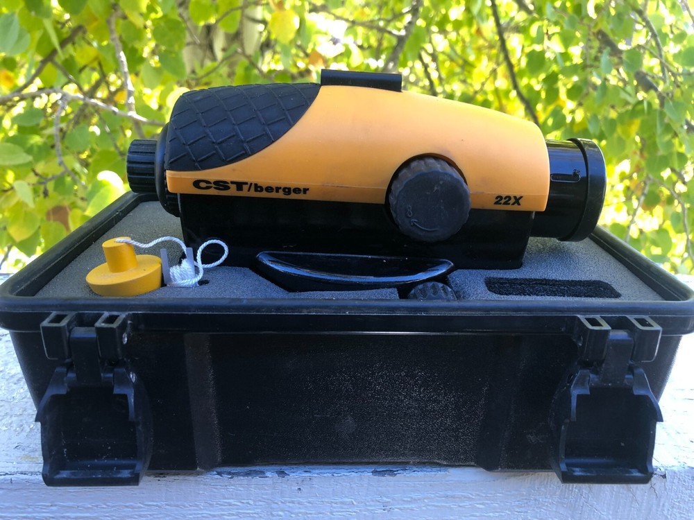 CST/Berger Automatic Level 22x with Hard Shell Case