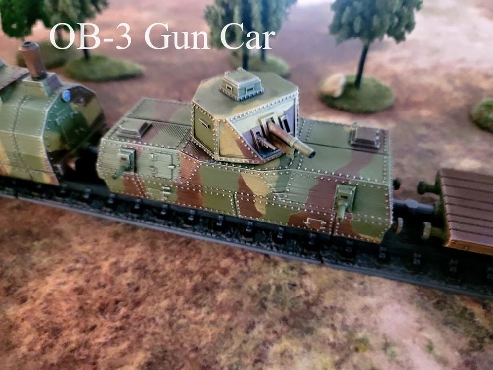Soviet Armored Train w/tracks 20mm 1/72