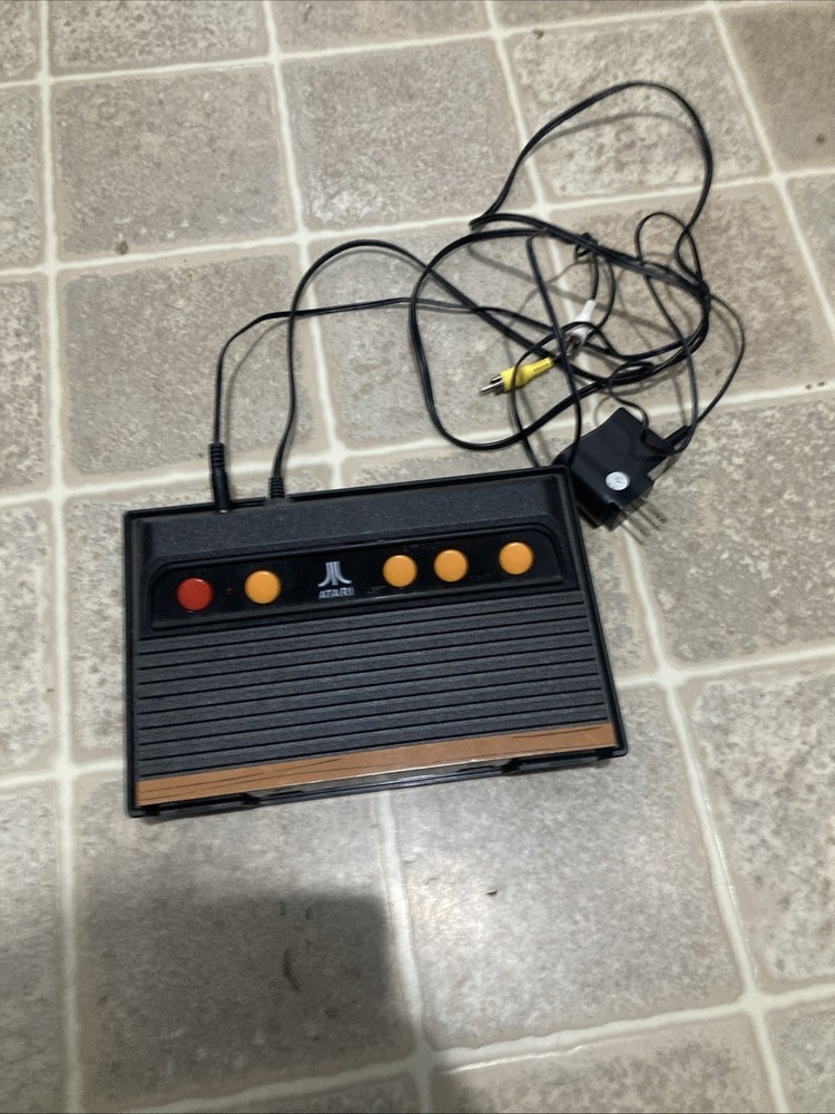 Atari Flashback Classic Video Game Replacement Console Black VG Works, Tested