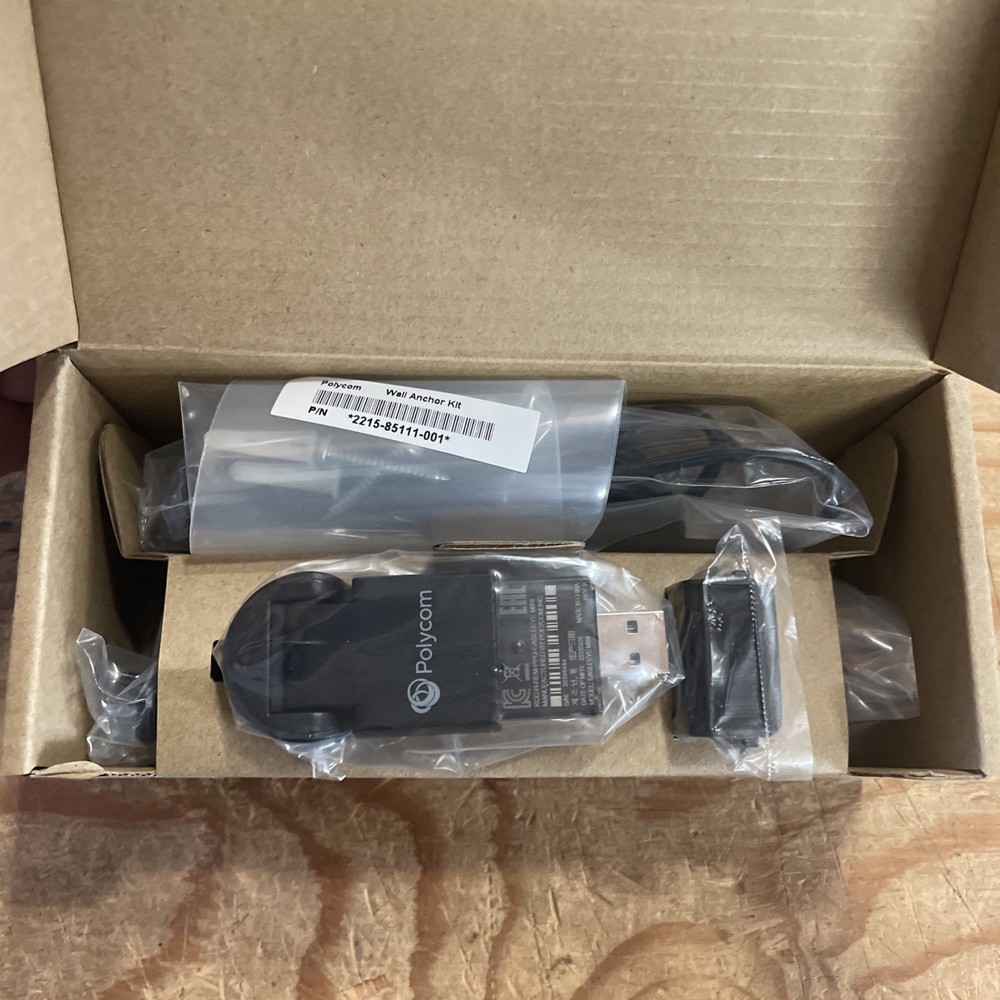 NOS Polycom Eagle Eye Mini USB Camera with Mount Kit 7200-84990-001