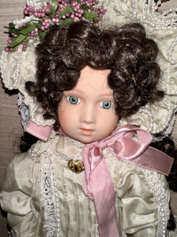 👻 Haunted Doll Listing: Tabitha – The Silent Watcher 👻