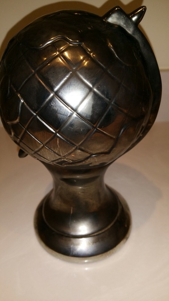metal globe