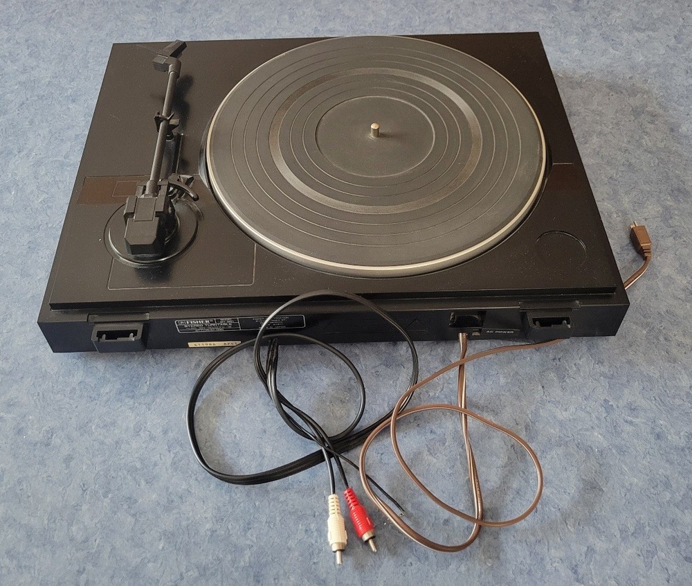 Fisher MT-881 Stereo Record Player **Untested** Needs Needle