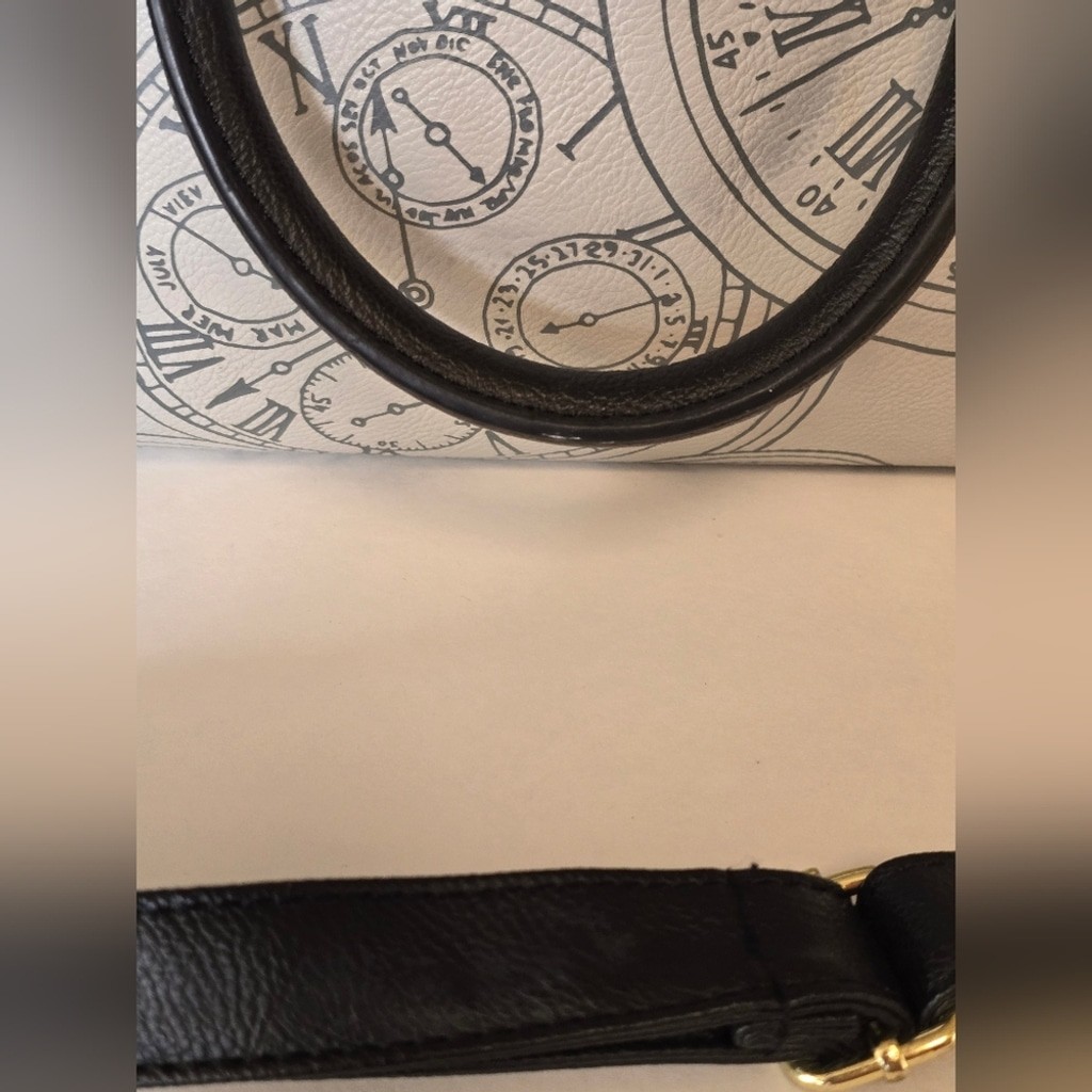 Rare Loungefly Alice in Wonderland Rabbit Hole Satchel