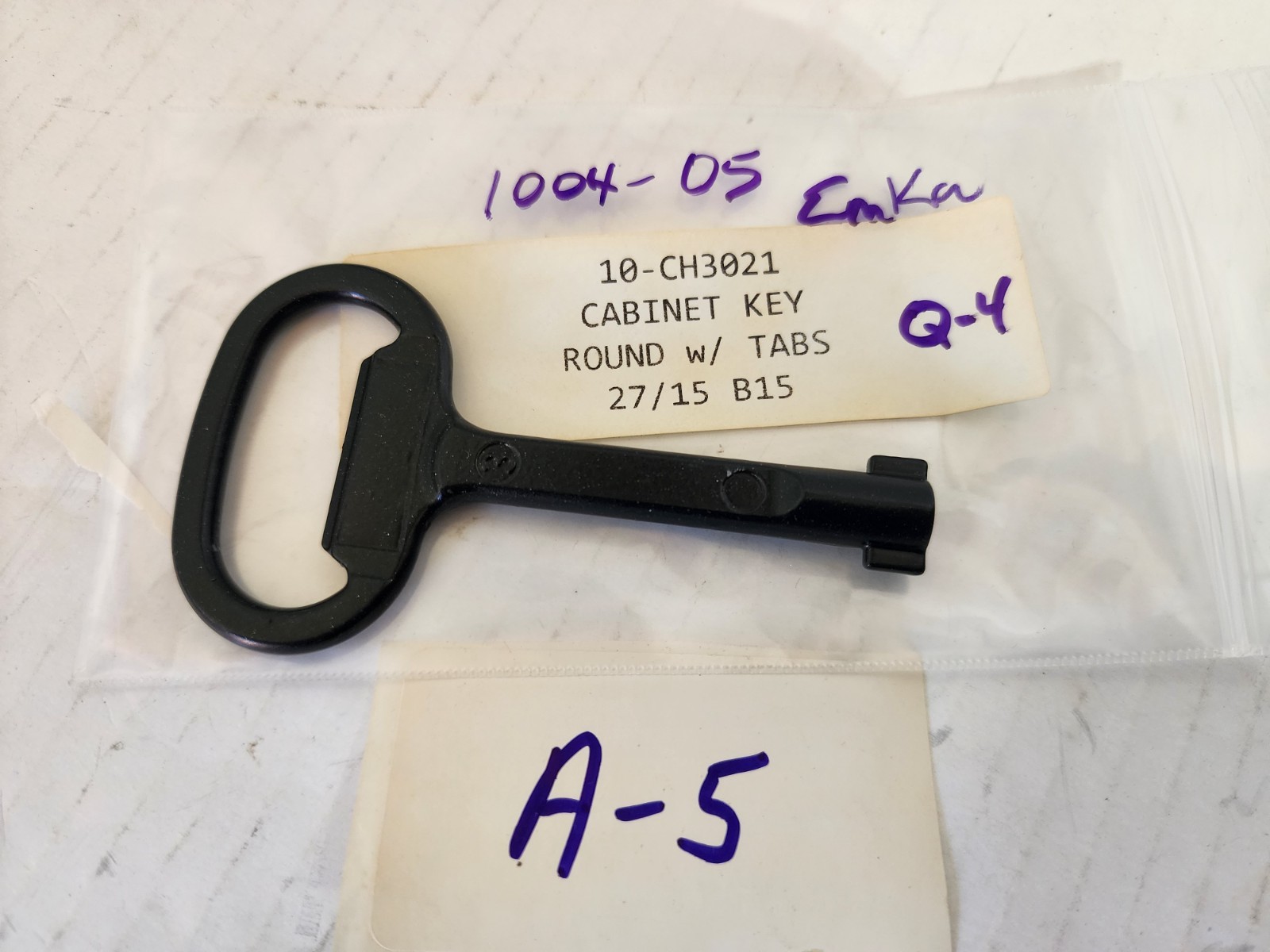 Emka 1004-05 Cabinet Key