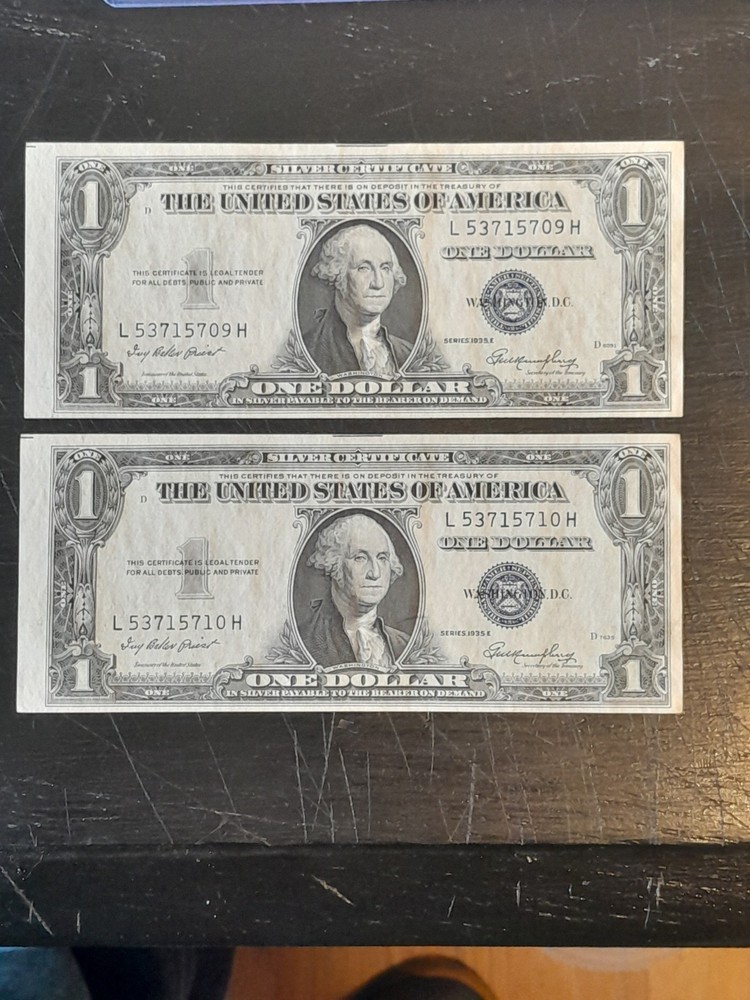 1935 E $1 Silver Certificates 2 Consecutive Notes