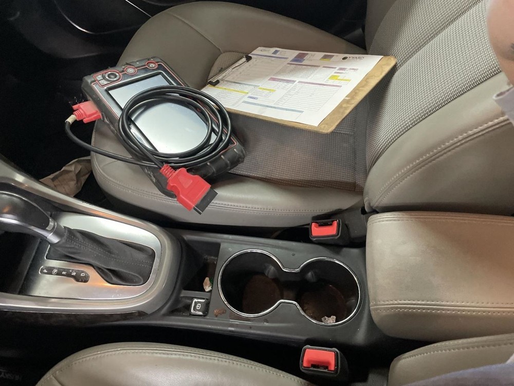 Complete Console Front Floor Standard Range Remote Lock Opt Atg Fits 12-14 VERAN