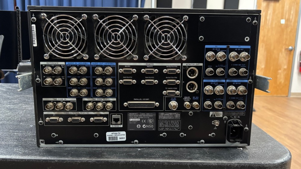 Sony MAV-777 Multi Access Video Disc Recorder, good condition, fully functional