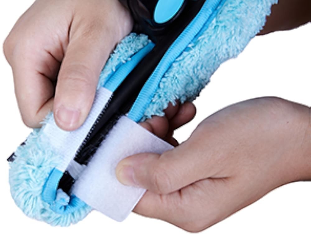Window Squeee and Microfiber Scrubber 2-in-1 bo Cleaning Tools