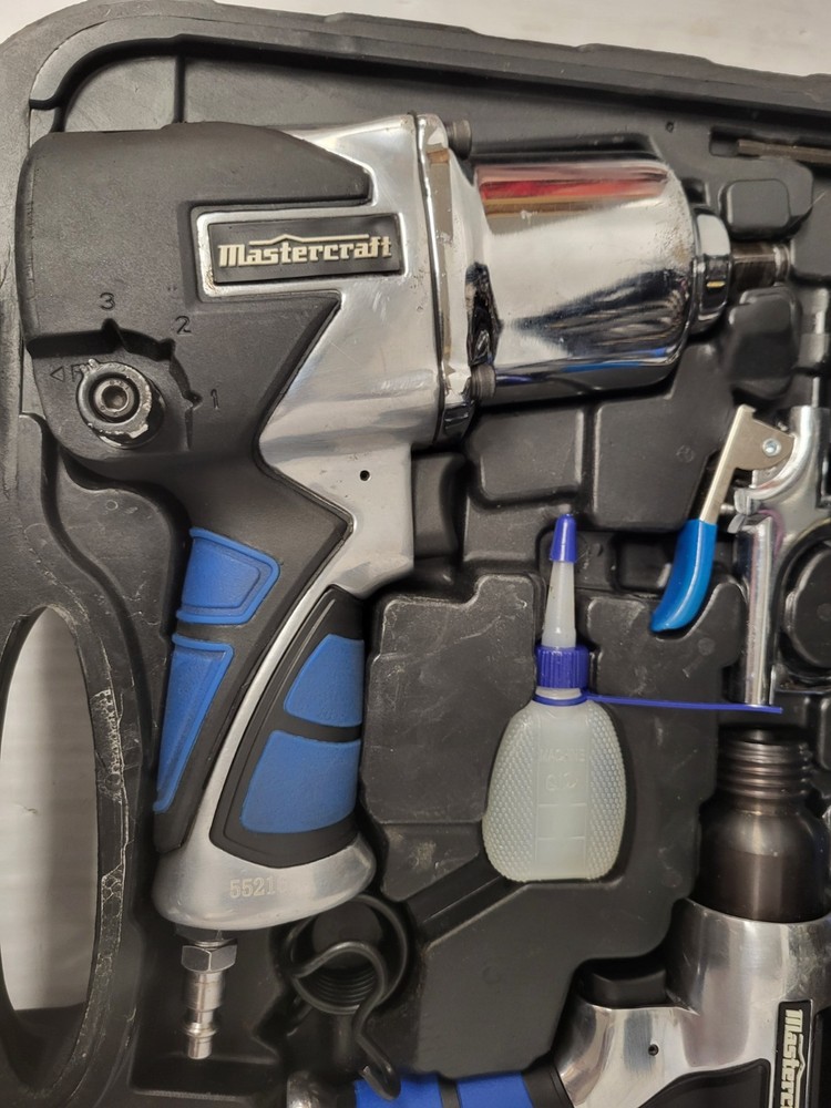 (N93672-4) Mastercraft 72pc Air Tool Kit