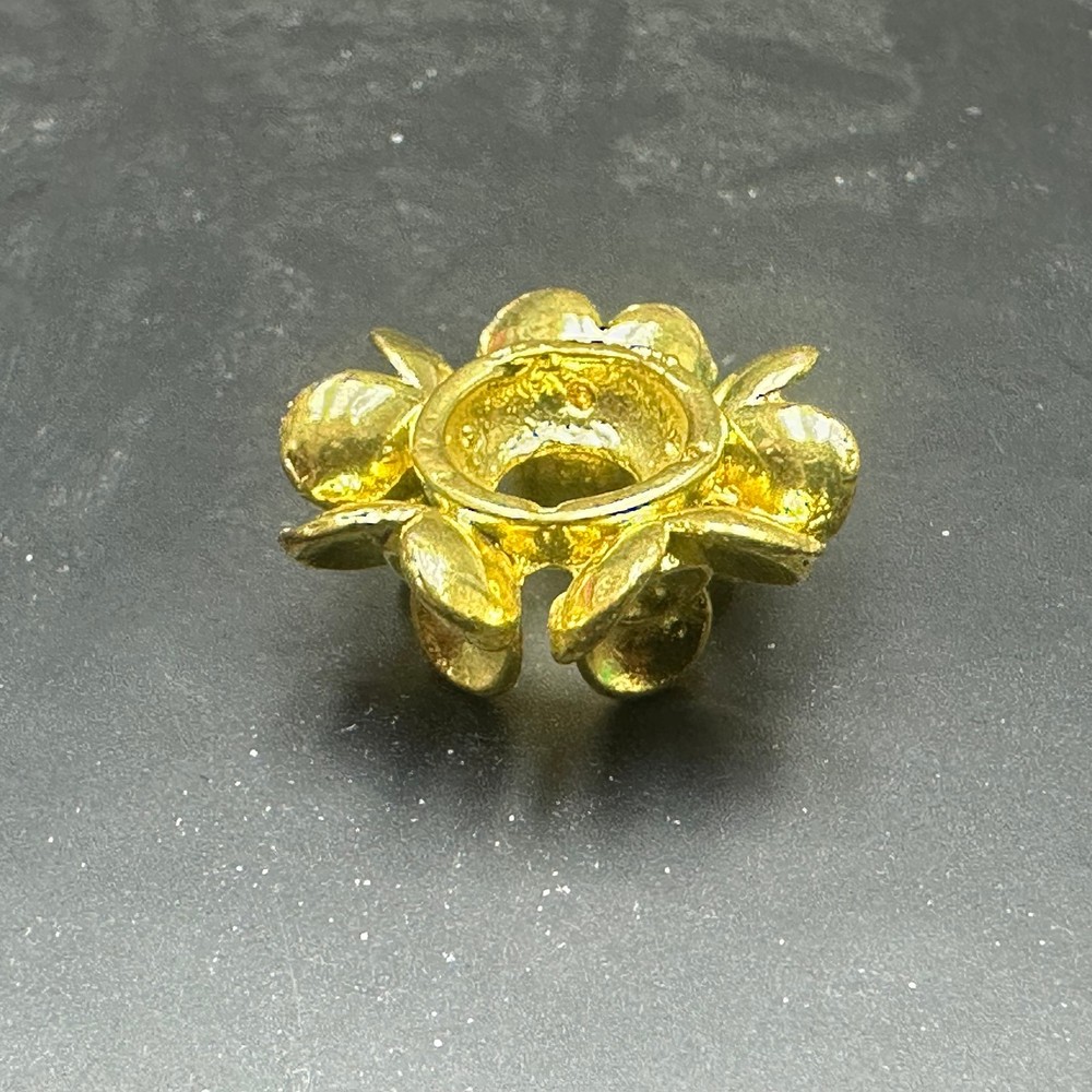 Metal crystal small ball base