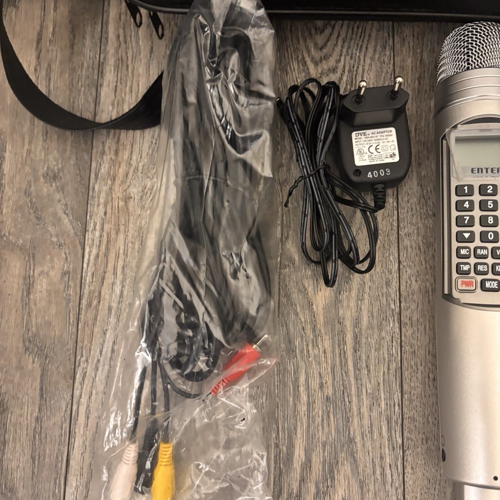 Enter Tech MagicSing Karaoke Microphone Main Cable Case w/ 2 Chips & Book - READ