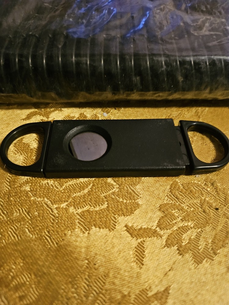 cigar cutter. Multi Pk