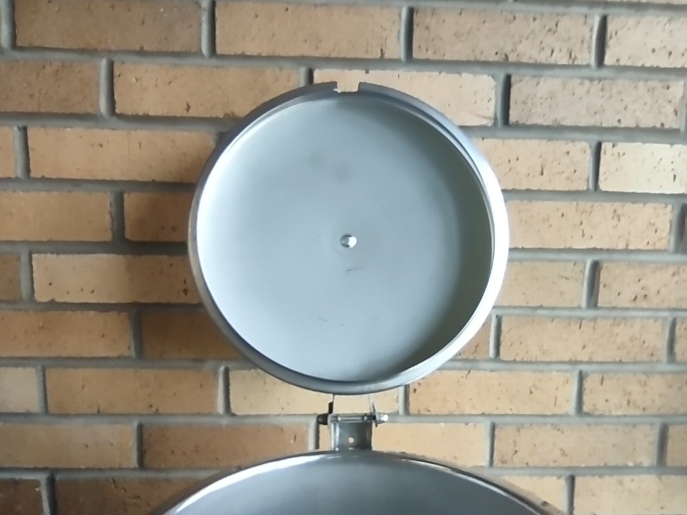 Server Products Kettle Server Thermostatically Controlled 120V Model KS WORKS!