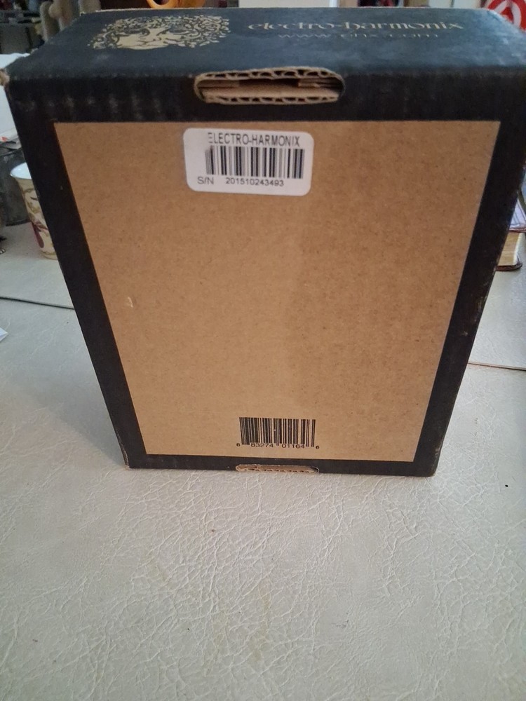 Electro-Harmonixs Good Vibes Modulator Box & Candy Only