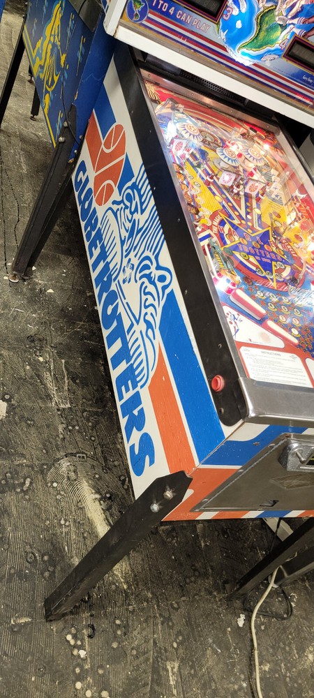 1979 Harlem Globetrotters Pinball Machine